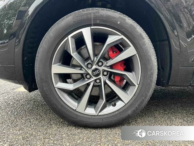 Audi Q5L id 4257578 из Китая 15