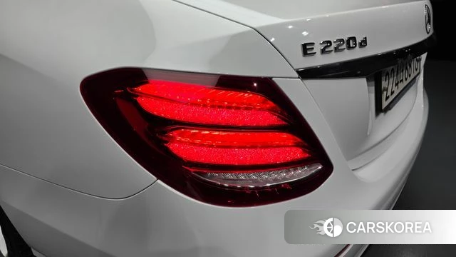 Mercedes-Benz E-Class W213 id 4246212 из Кореи 15