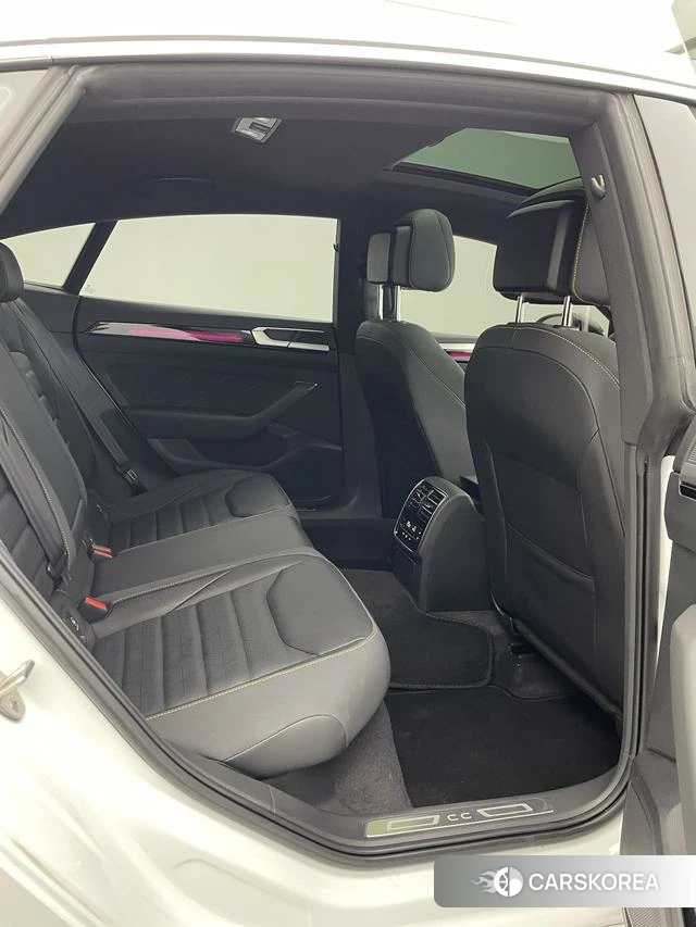 Volkswagen CC id 4213698 из Китая 15