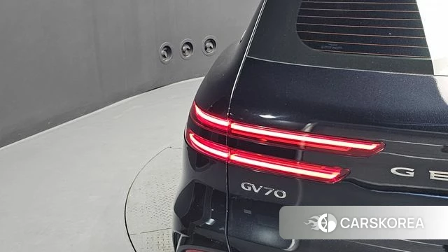 Genesis GV70 id 4767772 из Кореи 15