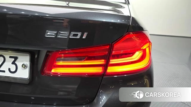 BMW 5 Series (G30) id 4530580 из Кореи 15