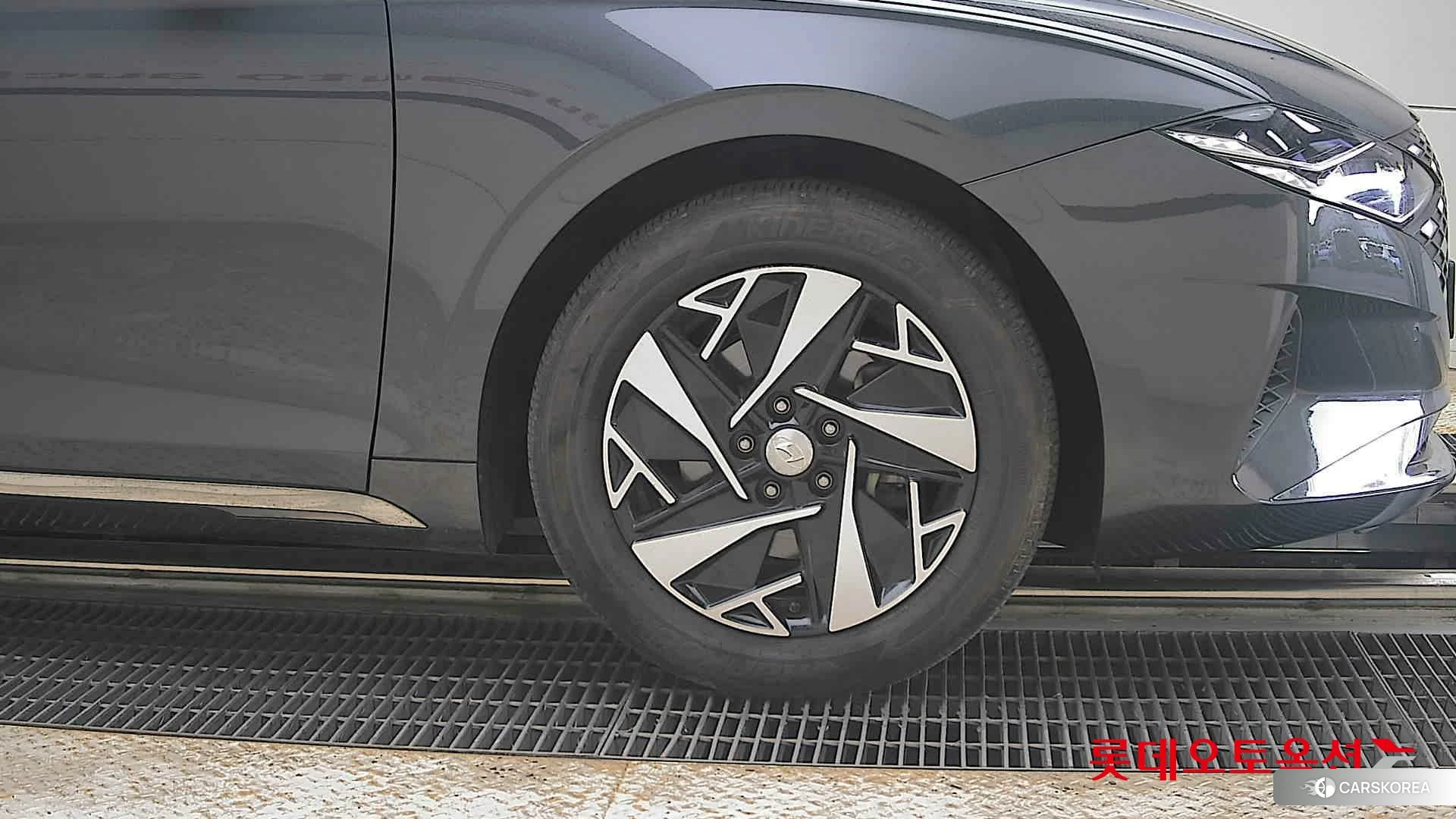 Hyundai Grandeur Hybrid id 4296737 из Кореи 15