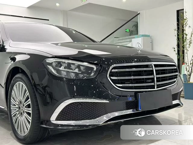 Mercedes-Benz E-class id 4256866 из Китая 15