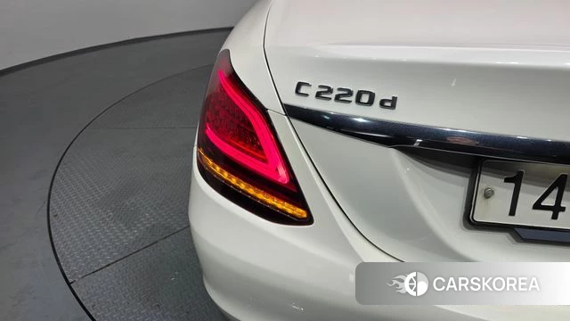 Mercedes-Benz C-Class W205 id 4609664 из Кореи 15