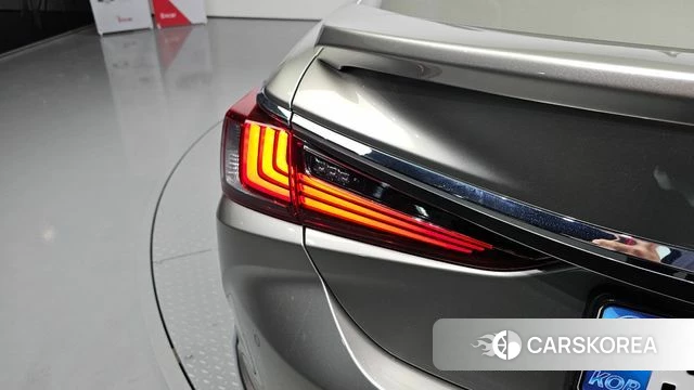 Lexus ES300h 7th generation id 4427552 из Кореи 15