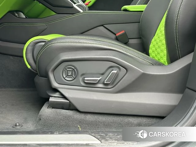 Lamborghini Urus id 4239744 из Китая 15