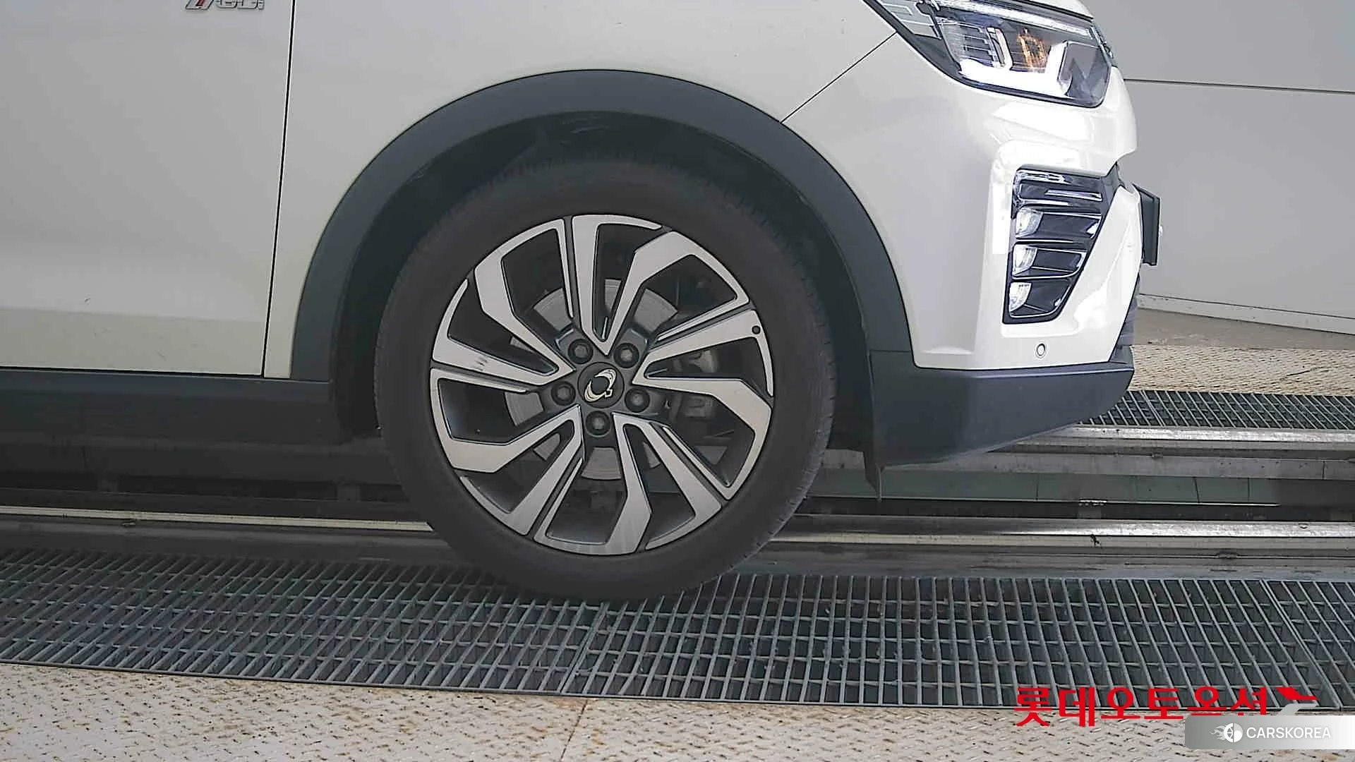 SsangYong Tivoli id 4909353 из Кореи 15