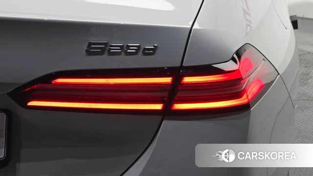 BMW 5 Series (G60) id 4640361 из Кореи 15
