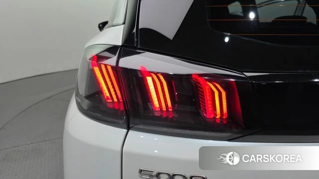 Peugeot 5008 second generation id 4457175 из Кореи 15