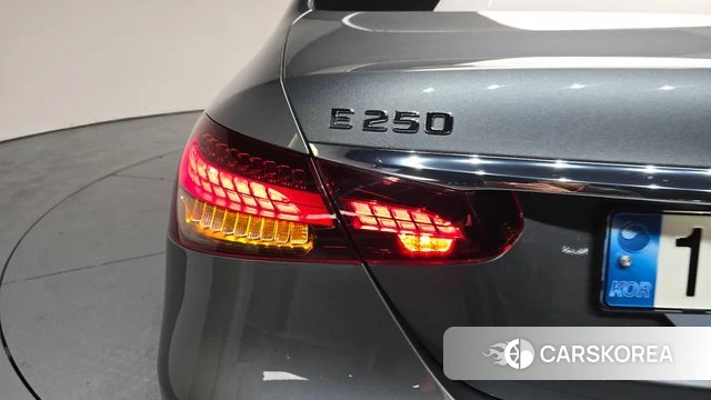 Mercedes-Benz E-Class W213 id 4224554 из Кореи 15