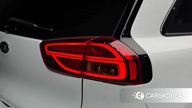 Kia The New Niro id 4836685 из Кореи 15