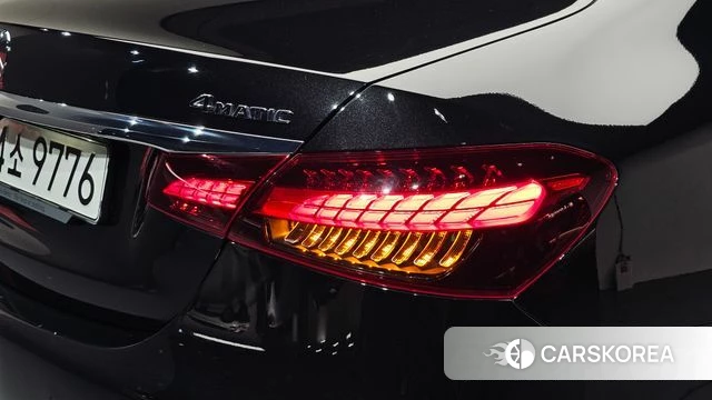 Mercedes-Benz E-Class W213 id 4692140 из Кореи 15