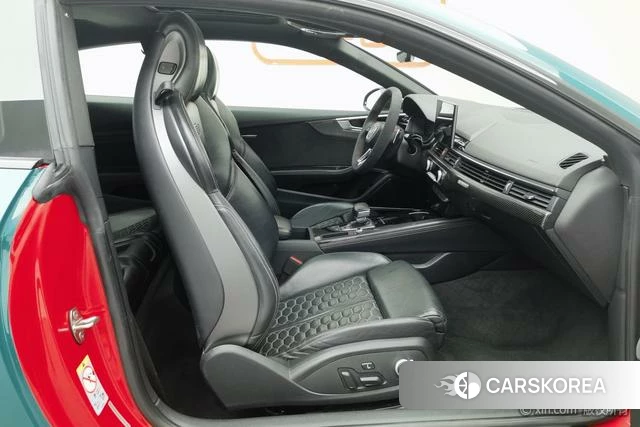 Audi RS 5 id 4210590 из Китая 15