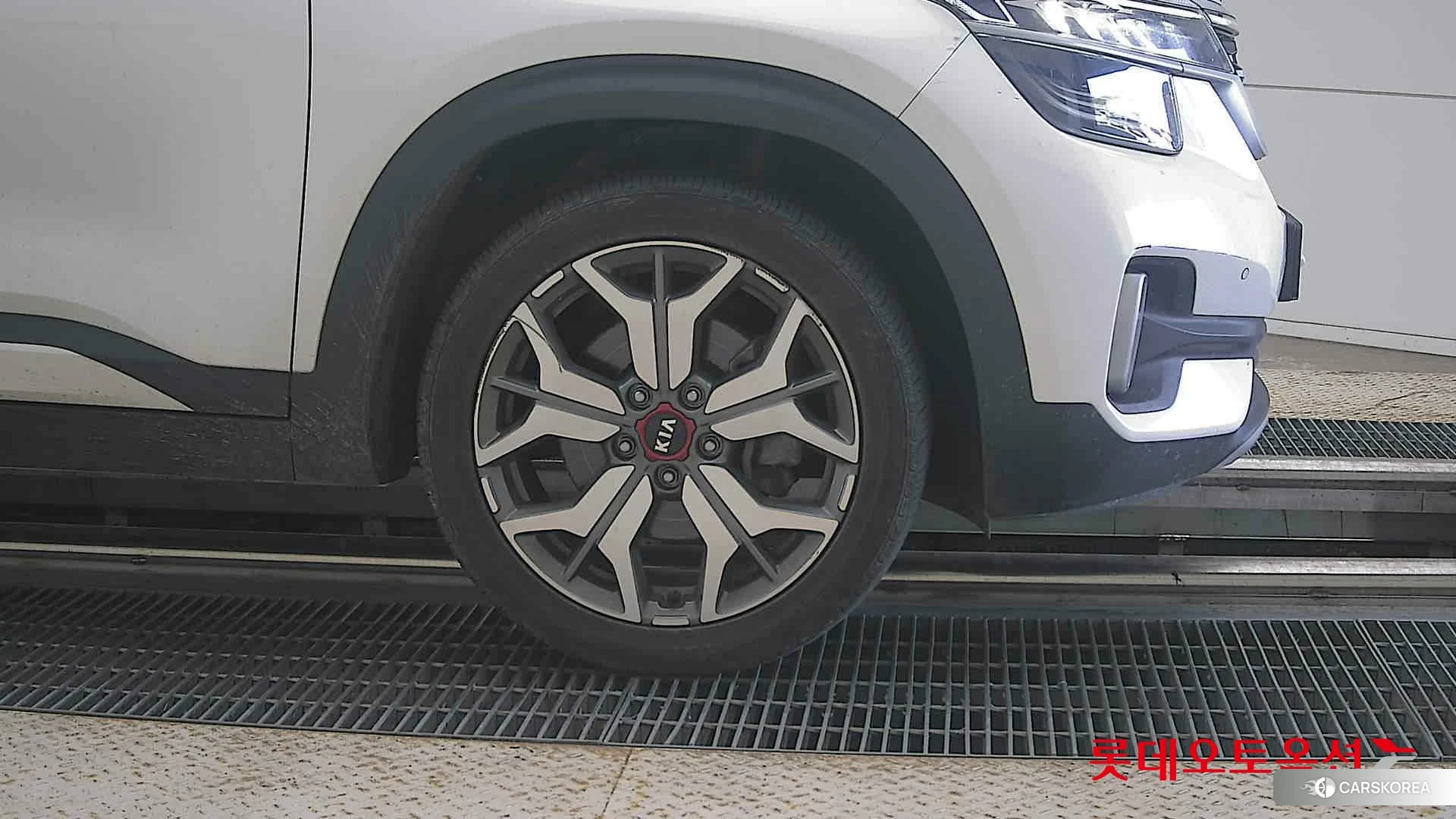 Kia Seltos id 4909225 из Кореи 15