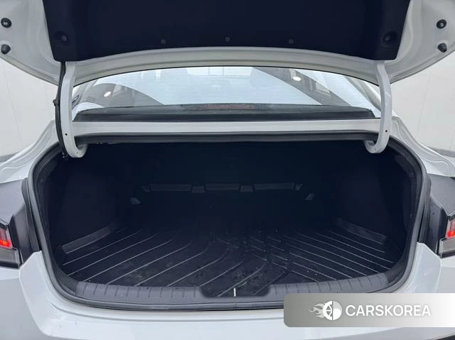 Hyundai Elantra id 4297762 из Китая 15