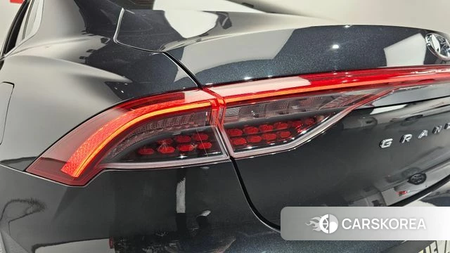 Hyundai The New Grandeur IG id 4458715 из Кореи 15