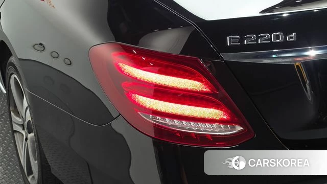 Mercedes-Benz E-Class W213 id 4662802 из Кореи 15