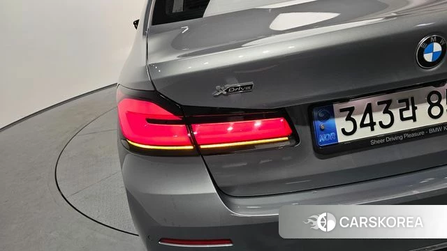 BMW 5 Series (G30) id 4494298 из Кореи 15