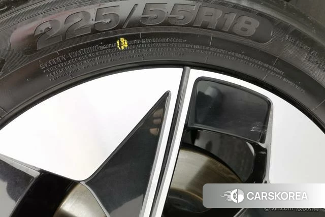 Geely Galaxy Galaxy E5 id 3908307 из Китая 15