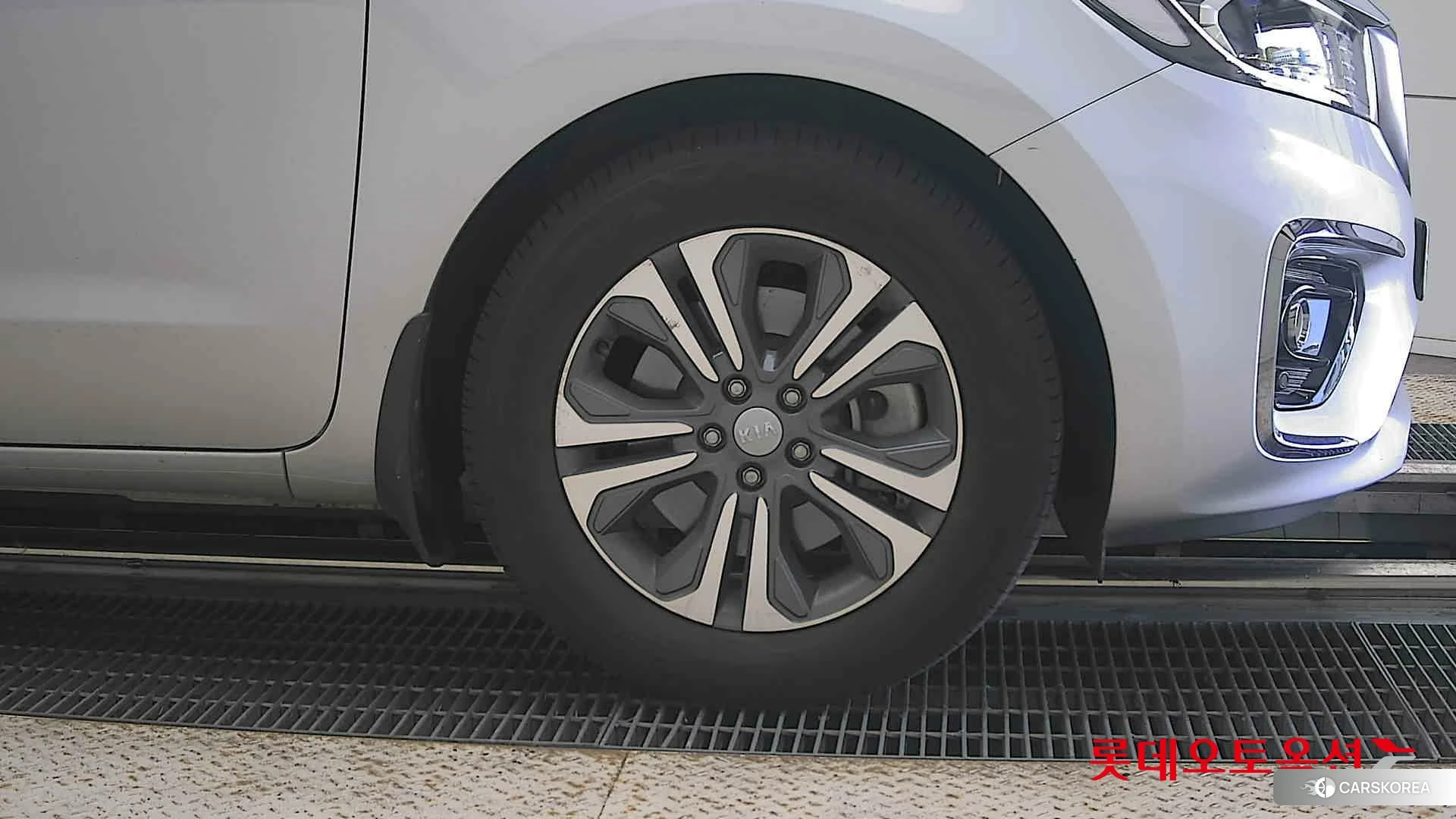 Kia Carnival id 4679381 из Кореи 15