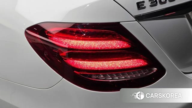 Mercedes-Benz E-Class W213 id 4535778 из Кореи 15