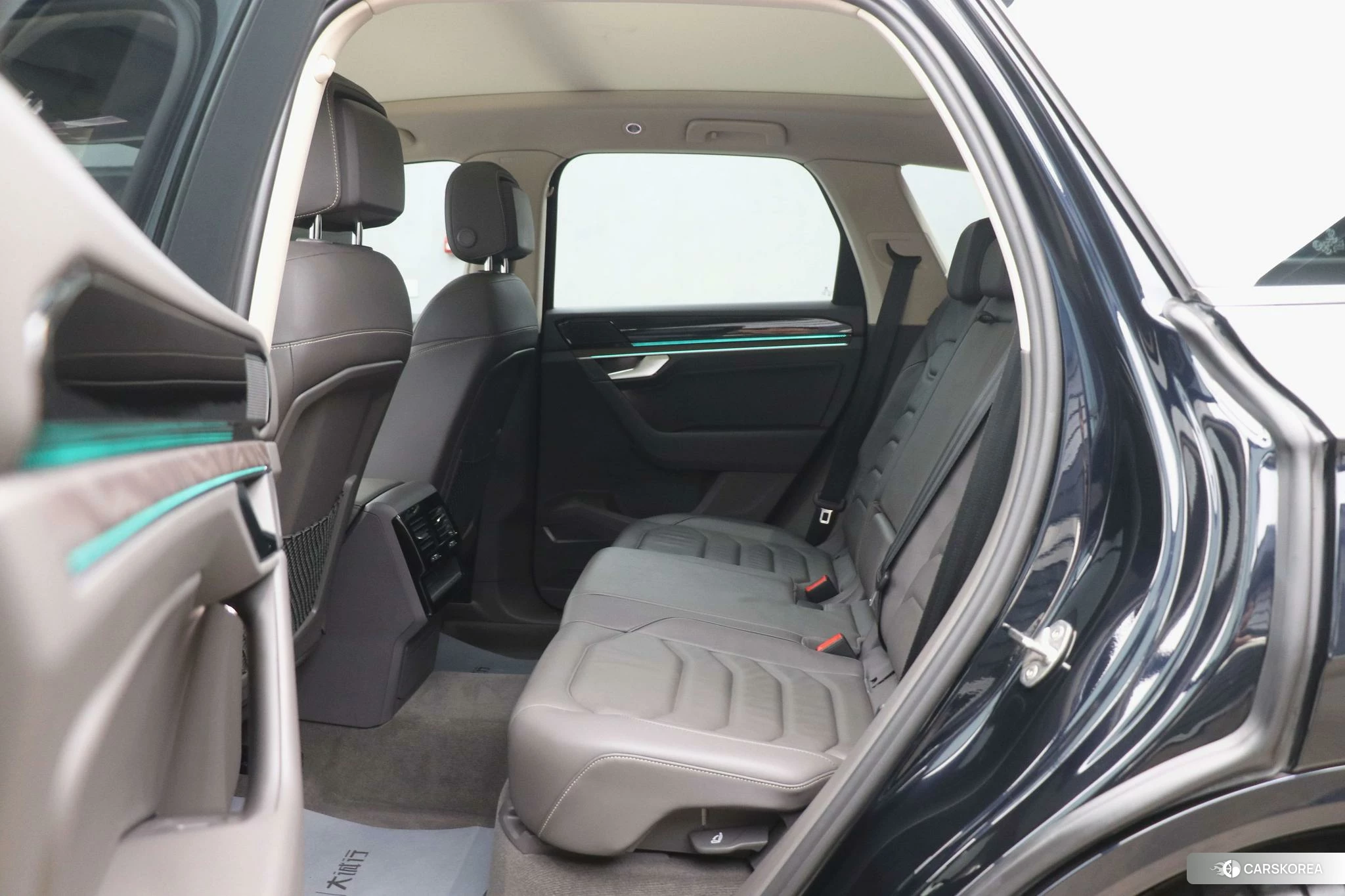Volkswagen Touareg id 4419244 из Китая 15