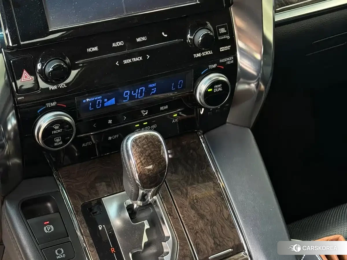 Toyota Elfa id 4679886 из Китая 15