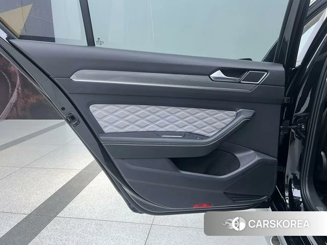 Volkswagen Magotan id 4263113 из Китая 15