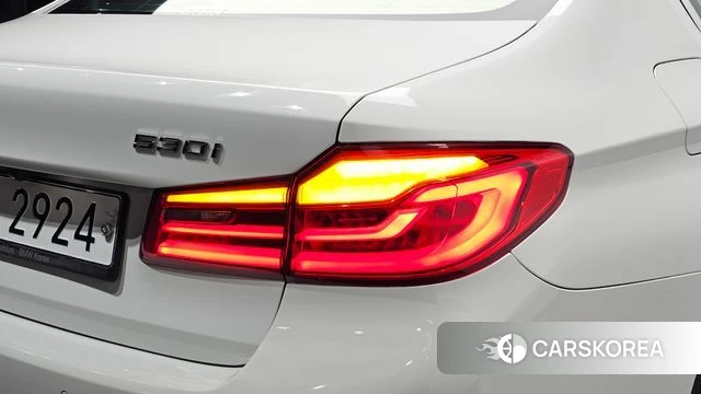 BMW 5 Series (G30) id 4924144 из Кореи 15
