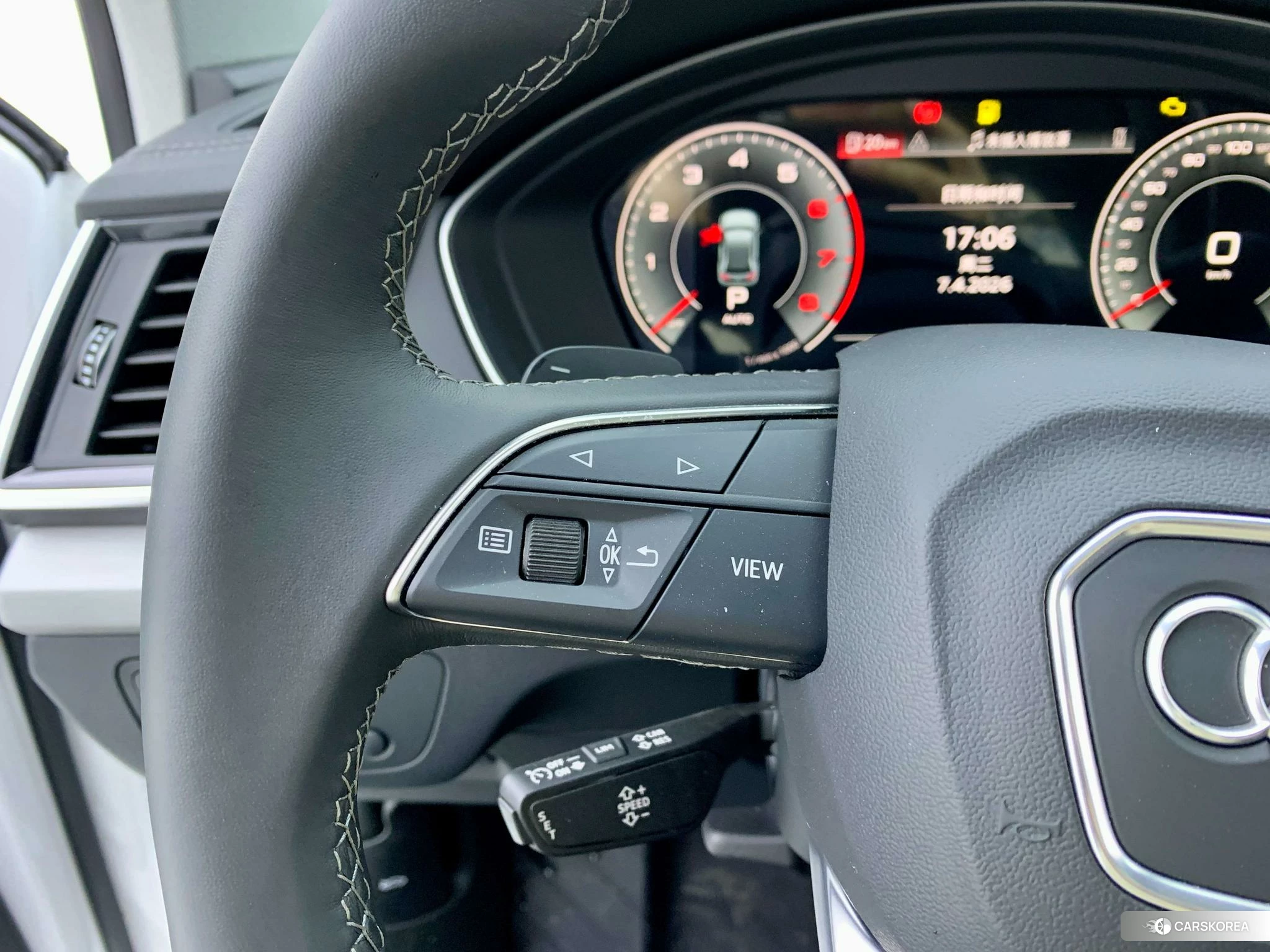 Audi Q5L id 4499076 из Китая 14