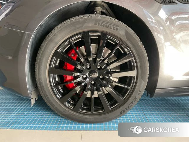 Maserati Ghibli id 4209142 из Китая 15