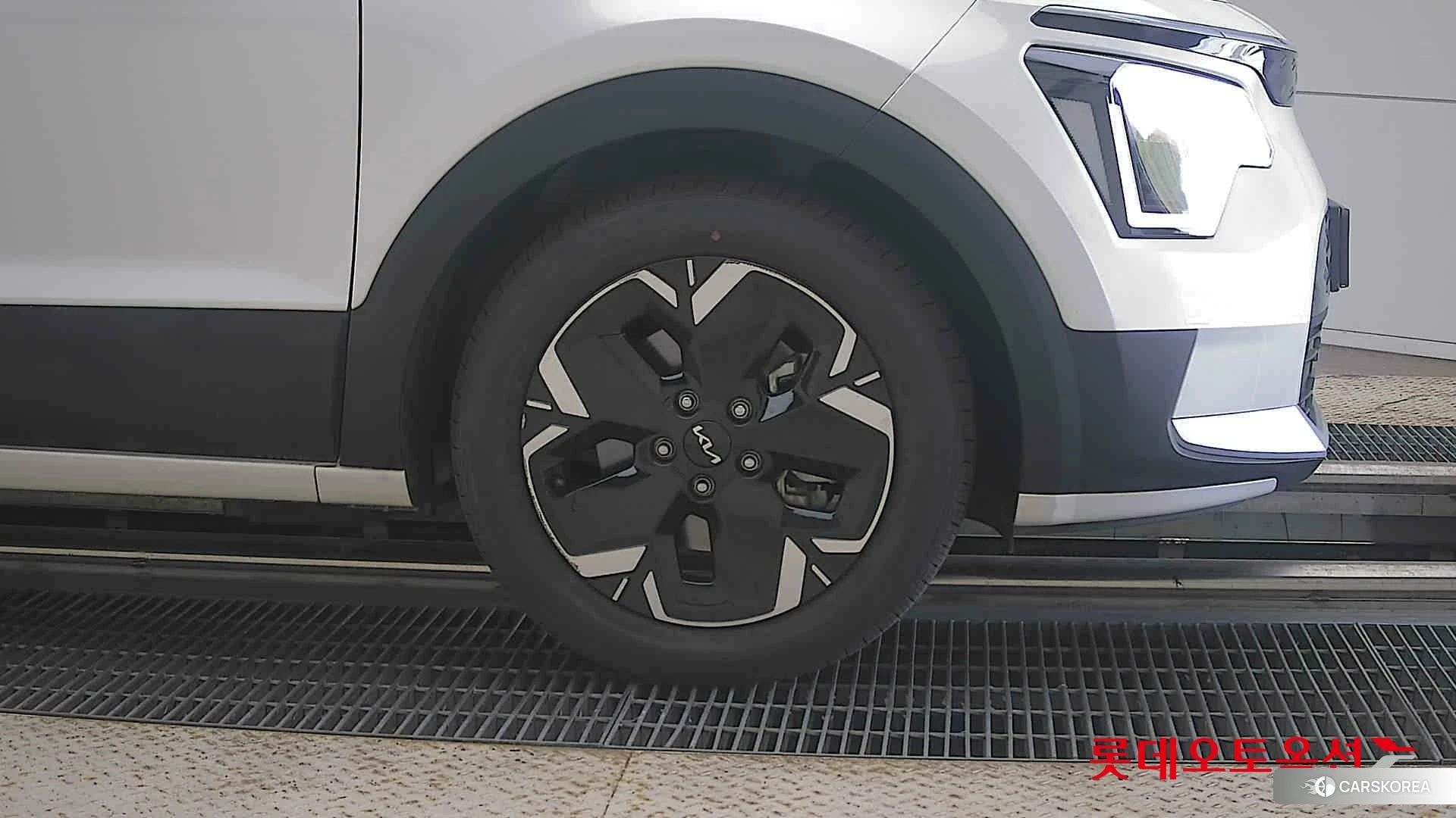 Kia Niro EV id 4902465 из Кореи 15