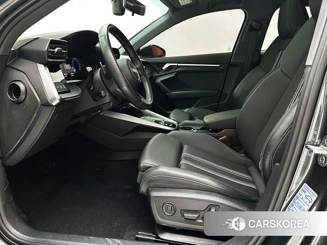 Audi A3 id 4207830 из Китая 15