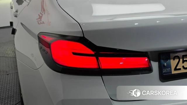 BMW 5 Series (G30) id 4923165 из Кореи 15