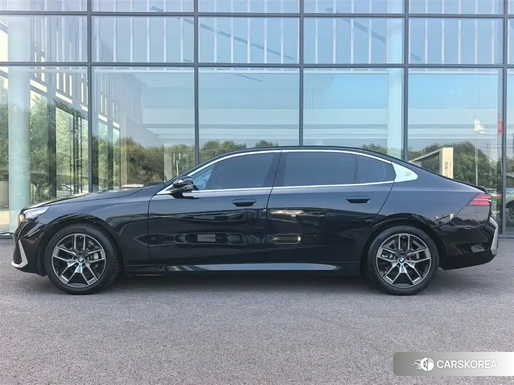 BMW 5 series id 4681076 из Китая 15