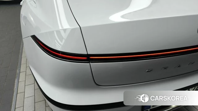 Hyundai Grandeur (GN7) id 4388176 из Кореи 15