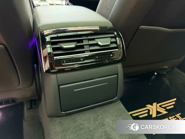 Audi A8 id 4208052 из Китая 15