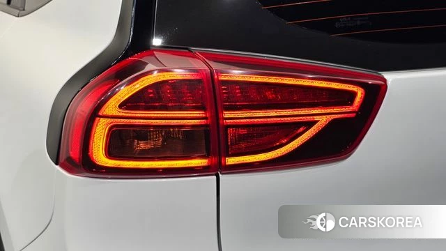 Kia Niro Plus id 4608621 из Кореи 15