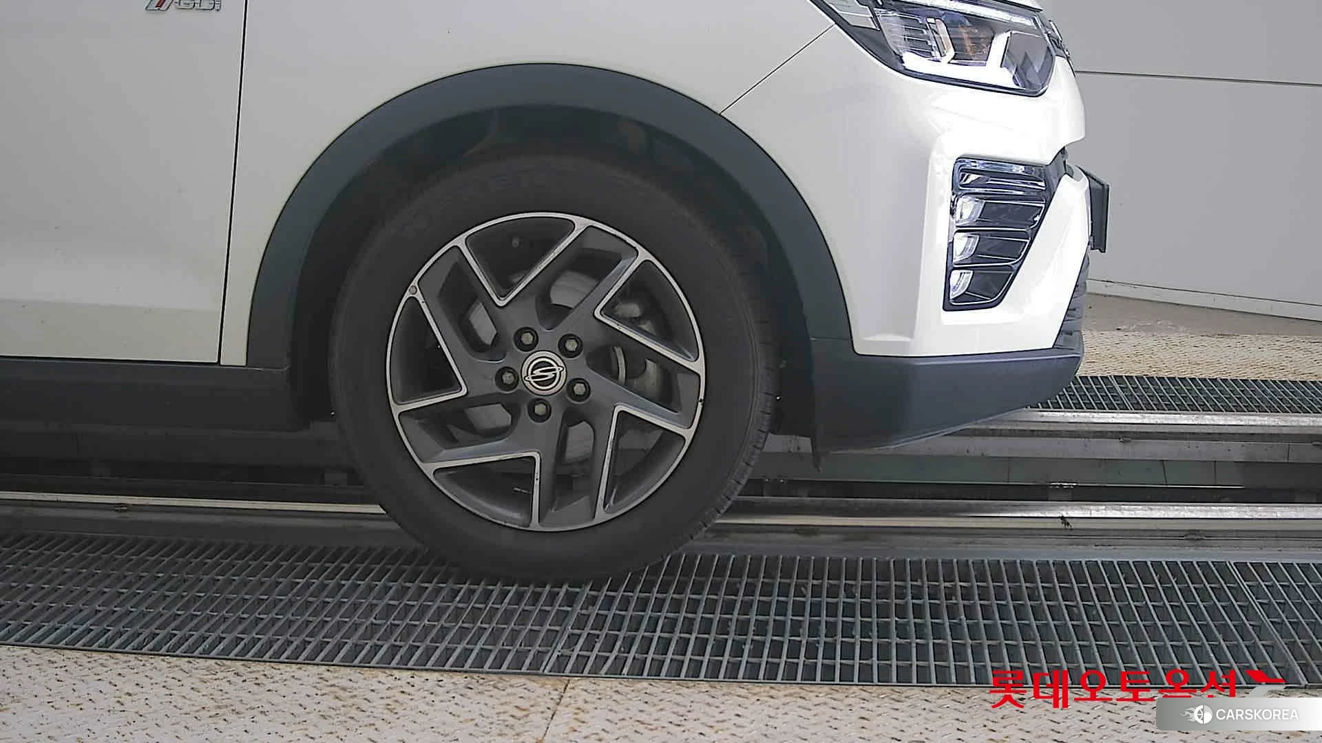 SsangYong Tivoli id 4664355 из Кореи 15