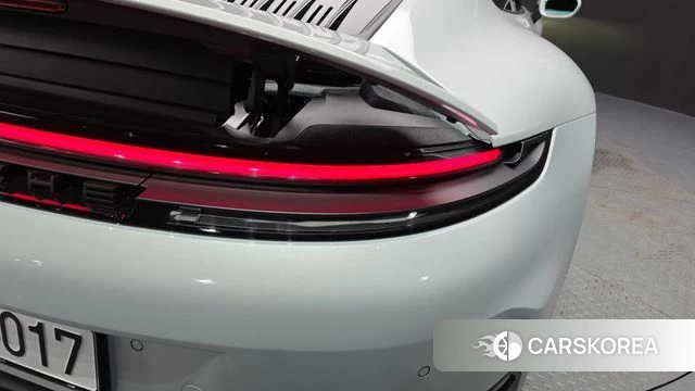 Porsche 911(992) id 4584210 из Кореи 15
