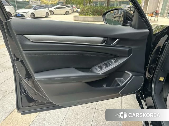 Honda Accord id 4341886 из Китая 15