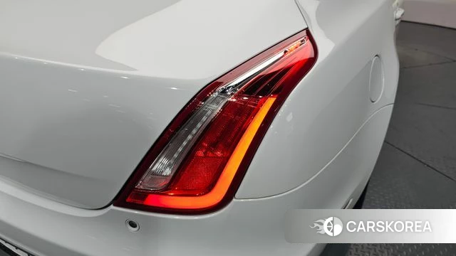 Jaguar All New XJ id 4325200 из Кореи 15