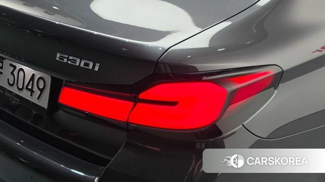 BMW 5 Series (G30) id 4928849 из Кореи 15