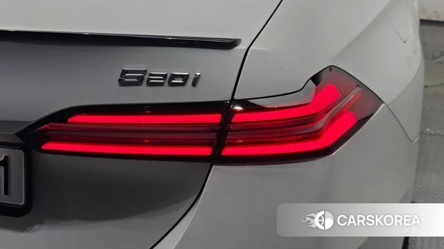 BMW 5 Series (G60) id 4853538 из Кореи 15