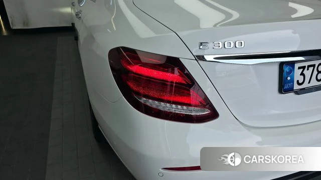 Mercedes-Benz E-Class W213 id 4187796 из Кореи 15
