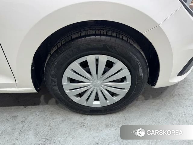 Volkswagen Santana id 4393231 из Китая 15