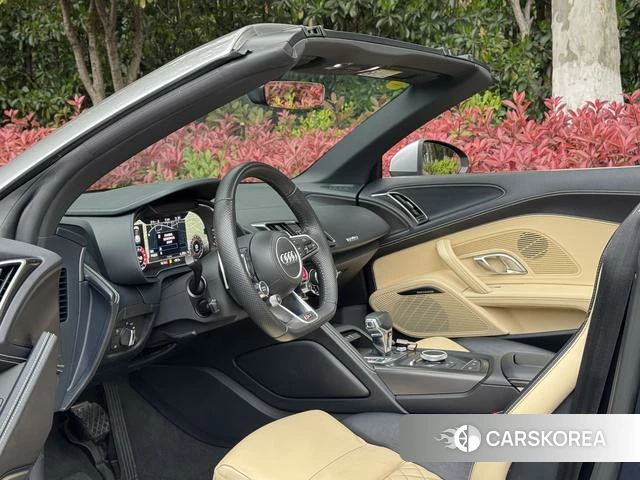 Audi R8 id 4209783 из Китая 15