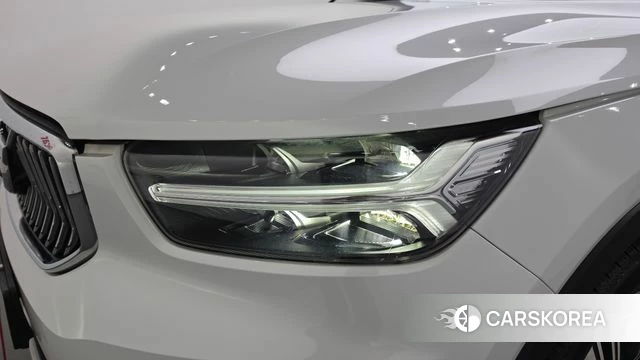 Volvo XC40 id 4750102 из Кореи 15