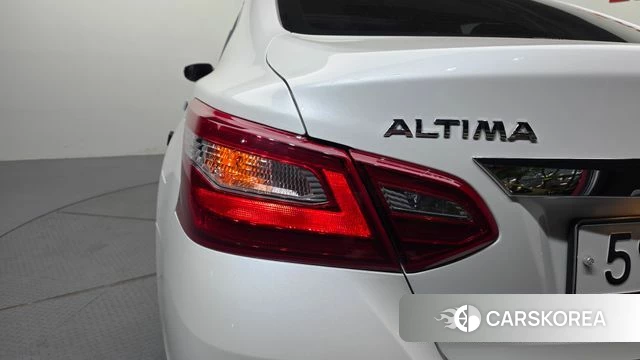 Nissan Altima id 4430346 из Кореи 15