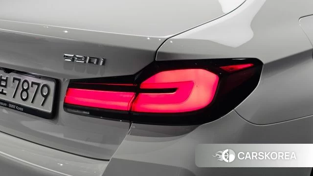 BMW 5 Series (G30) id 4935433 из Кореи 15